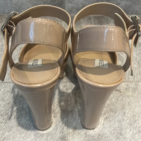 STEVE MADDEN Jillyy Shoe - Picture 3 of 7